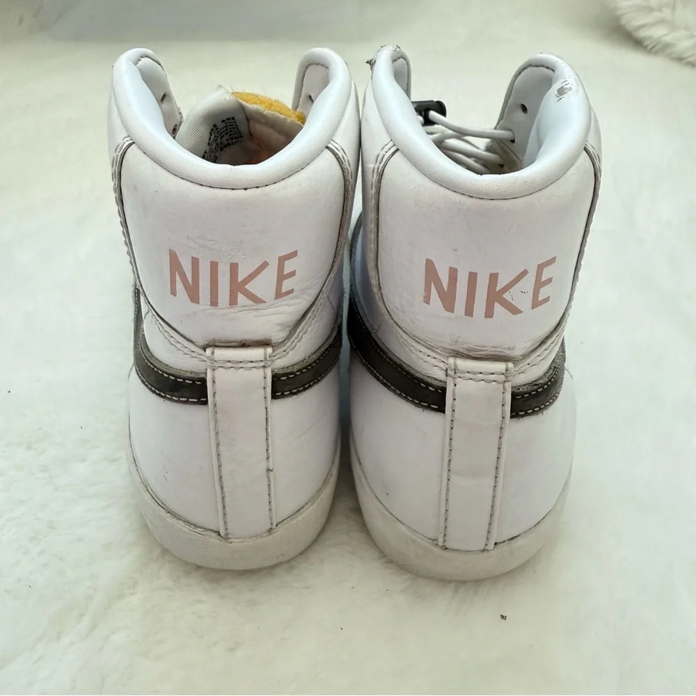 Nike White and Black Men's High-Top Sneakers
